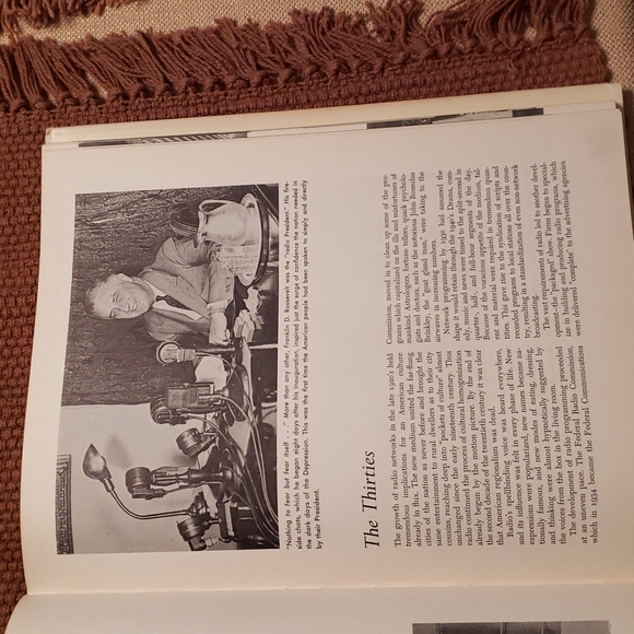 A Pictorial History of Radio - Picture 4 of 9